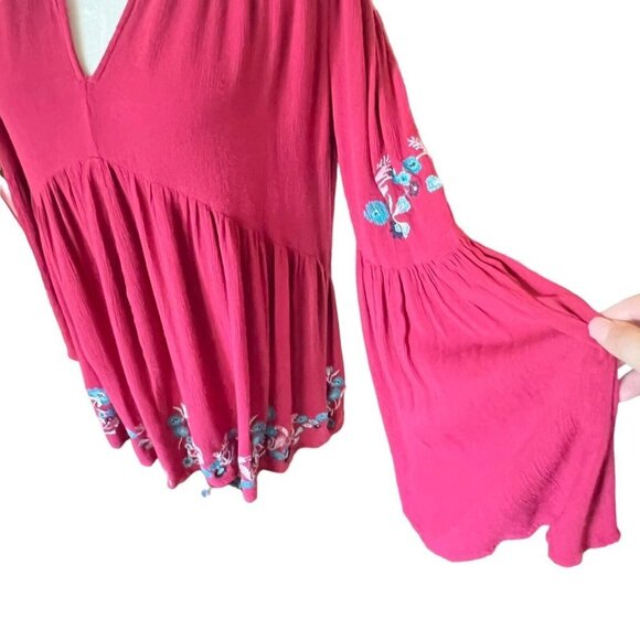 Free People Cherry Red Bell Long Sleeve Boho Embroidered Te Amo Mini Dress Sz S - Picture 9 of 13